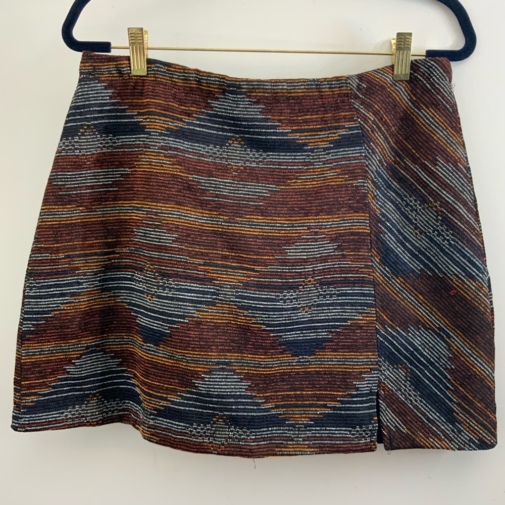 BoGo nwot woven🌈 brocade texture mini skirt